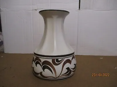 £3 • Buy Vintage E. Radford Pottery Woods Hand Painted Ceramic Vase 7'' Tall