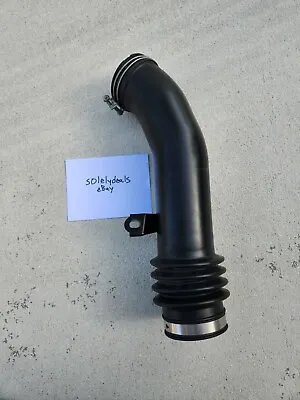 350Z G35 OEM Z Tube Air Intake Pipe 16576 CD00A 16576 CD000 • $99.99