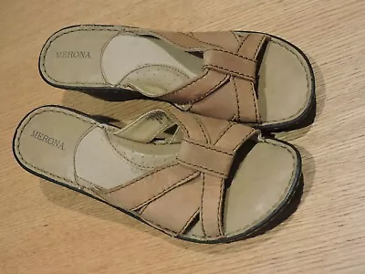 MERONA BRAND TAN Leather Clog 2.75  Wedge Platform Sandals Shoes US Sz 9M • $5.84