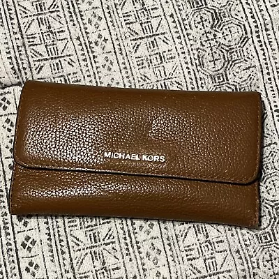 Michael Kors Jet Set Travel Large Trifold Leather Wallet • $39.99