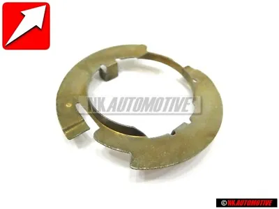 Original VW Retaining Ring For Bulb - 111941160 • $7.52