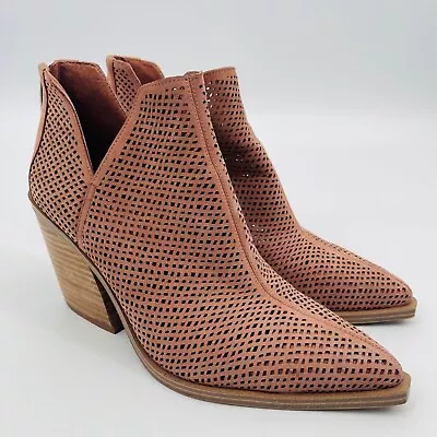 Vince Camuto Gibbela Woven Pointed Toe Bootie Women's Size 9 M Perforated • $25