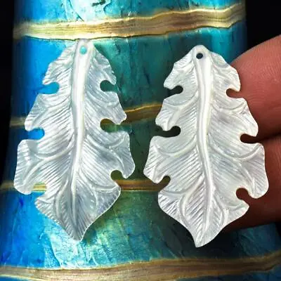 White Mother-of-Pearl Shell Carving Oak Tree Leaf Earring Pair Handmade 3.77 G • $26