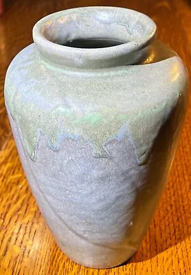 Zanesville Stoneware Co. Pottery Tobacco Leaf Vase #102 Verdantone Overflow • $65