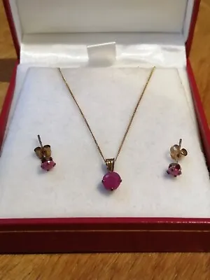 9ct Gold Ladies Ruby Pendant Necklace And Earring Set • £110