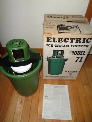 VTG Richmond Cedar Works Model #71 Ice Cream Freezer Maker 4 Qt. Avocado Green  • $49.99