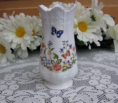 £8.70 • Buy Aynsley Country Garden Small Vase - Very Good Condition.