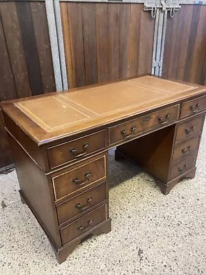 Reproduction Pedestal Desk With Drawers And Leather Top • £120