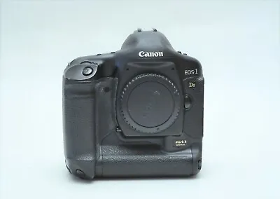 Canon EOS-1DS Mark II 16.7 Megapixel Digital SLR Camera Body Only 317460 • $389