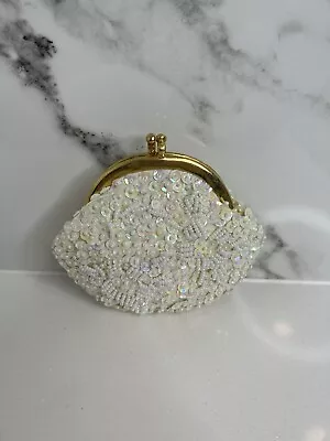 Vintage Iridescent Sequin & Beaded Kisslock Coin Purse • $17.10