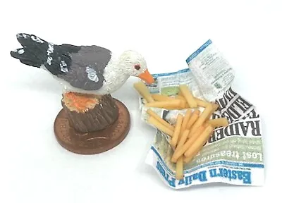 Dolls House Resin Seagull Dining On Chips Garden Accessory Tumdee Bird Miniature • £3.59