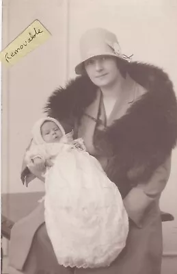 Old Photo Woman Hat Fur Glamour Baby Children Darlington Social History Dc29 • £1.99