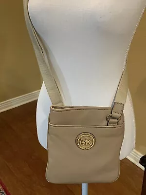 Michael Kors Fulton Leather Medium Crossbody-Dark Khaki • $35.98