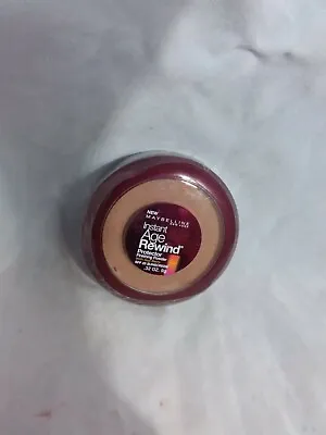 Maybelline Instant Age Rewind Protector Finishing Powder Honey • $8.99