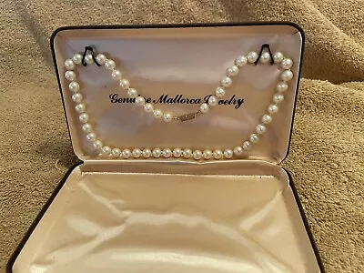 Vintage Mallorca Pearl Necklace • $0.99