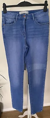 £9 • Buy Ladies 'Next' Relaxed Stretch Skinny Mid Rise Blue Wash Jeans. Size 10 L30 W30