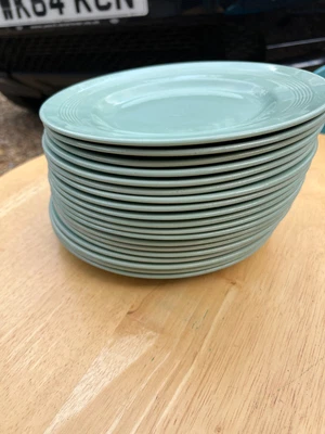 £40 • Buy 19no. Woods Ware Beryl England 9  Plate