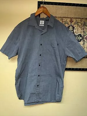 Men’s Volcom Classic Fit Button-down Shirt Size Large • $11.69