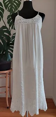 $50 • Buy SEA New York Floral Embroidered Fully Lined Slip Midi Dress Pockets Like New 4