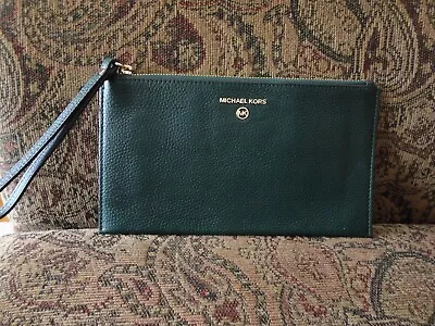 Michael Kors Jet Set Charm Large Leather Zip Wristlet Spruce Green NWOT! • $37.99