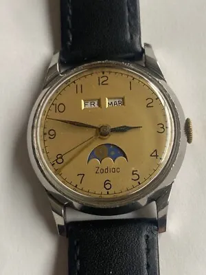 Vintage ZODIAC Triple Date Moon Phase Hand Wind Stainless Steel Men's Watch Run • $895