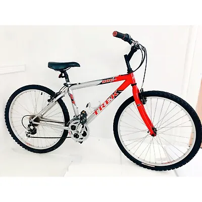 TREK 800 Sport Red Silver Men's Mountain Bike Bicycle 26 Inches • $298