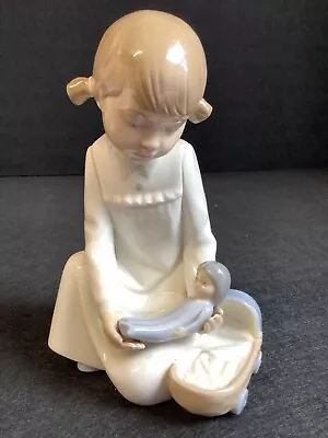 Nao Lladro Girl Baby & Pram Figurine No 11418 Figurine Ornament Rare T2920 • £10