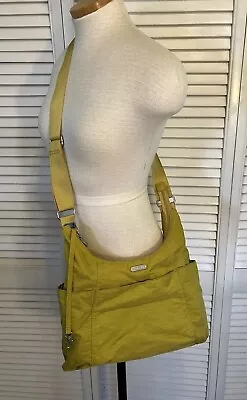 Baggallini Yellow Green Nylon Crossbody Organizer Shoulder Bag Purse Multi Pkt • $34.99