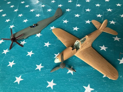 £0.99 • Buy 1/72 PART BUILT Airfix Kits AIRCRAFT JOB LOT SPITFIRE AIRCOBRA For Spares Repair