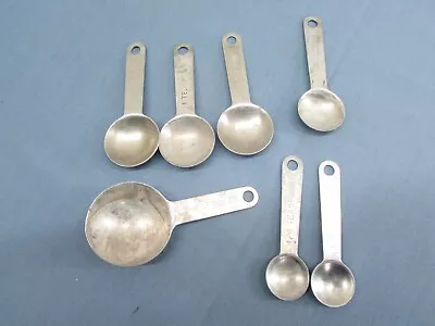 Vintage Aluminum Measuring Spoons Round Nesting Set Of 7 • $9.99