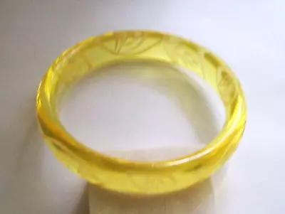 Vintage Lemon-Yellow Translucent Lucite Bangle Bracelet W/Incised Leaves • $9.99