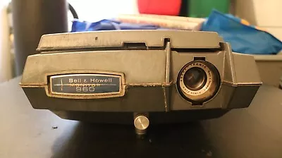 *Vintage* Bell And Howell 860 Slide Projector • $42.80