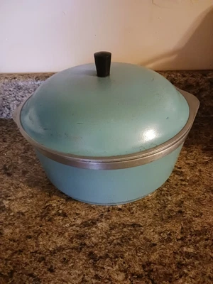 $12 • Buy Vintage Club Cast Aluminum Stock Pot Turquoise Teal 4 Quart Dutch Oven Pan W/Lid