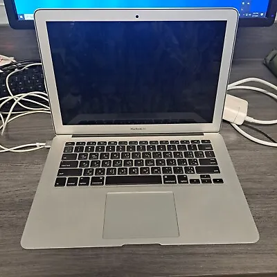 Macbook Air A1466 EMC 2925***FOR PARTS*** • $35.53