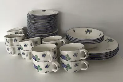 £65 • Buy Royal Doulton Blueberry 12 X Cups, Saucers, Side Plates Plus Bowls & Plates