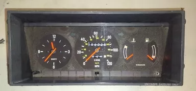 Volvo 240 Instrument Cluster K39200 For 1992 Or 1993 Wagons 198k  Miles • $150