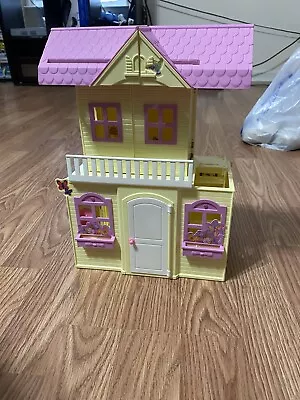 Vintage Barbie 1998 Mattel Kelly's Pop Up Playhouse • $23.90