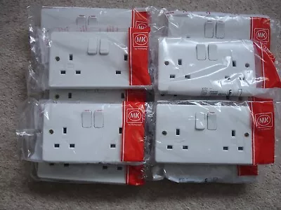 10 X MK 13 Amp K2747STWHI 2 GANG RAPID FIX SOCKETS • £60