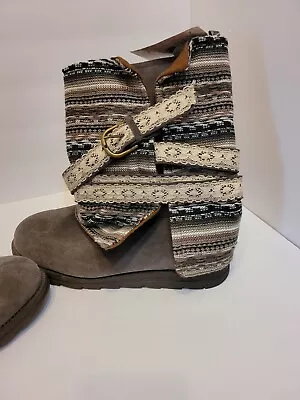 Muk Luk Nikki Belt Wrapped Boots Size 10 • $32.59