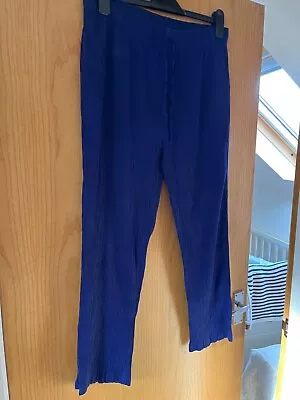 UK 18 Damart Summer Trousers Blue Elasticated Waist Eorn Only A Few Times • £4