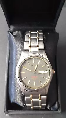 Vintage Seiko Day/ Date Titanium 50m 7N43-9069 Quartz Men's Wristwatch Working • $22.20