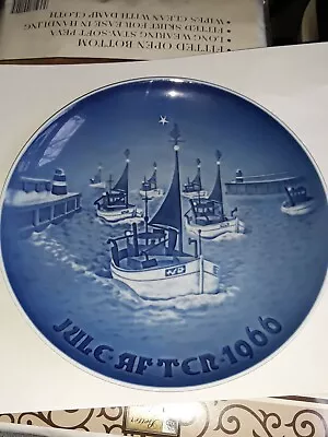 B&G Copenhagen Blue Porcelain Jule After ( Jul) Girl Christmas Eve Plate -1966 • $13.57