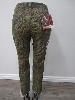 NWT Mossy Oak Brush 5 Pocket Camo Jeans With Stretch Women's Pants Size 16 • $19.99