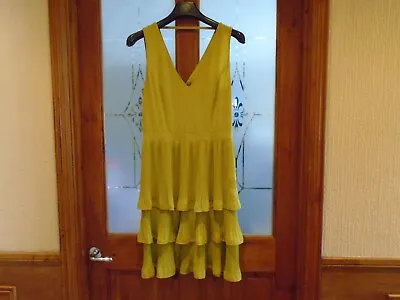 Size 8 Beautiful Vintage Oasis Acid Yellow/green Dress • £3.99