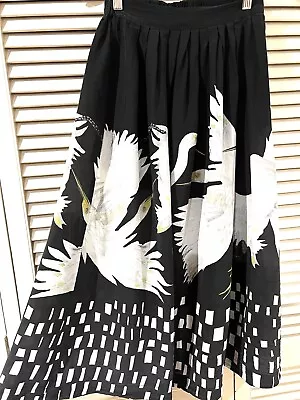 Beautiful GORMAN “Egrets” Silk Skirt *  Size 6 • $65