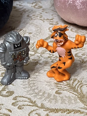 $10.99 • Buy Vtg 80’s Captain Crunch Sogmaster And Gen Mills Tiger Sugar Bear Friend PVC Figs