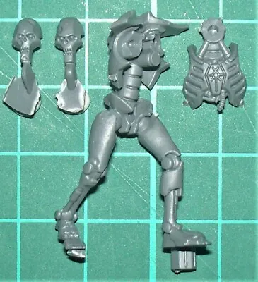 Necrons Warriors Bits/Parts - Body/Legs With Heads (Multilisting) • £2.49