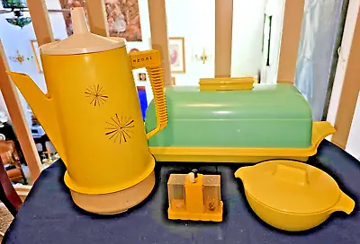 One Of A Kind Vintage Kitchen Set (yellow And Turquise) • $99.99