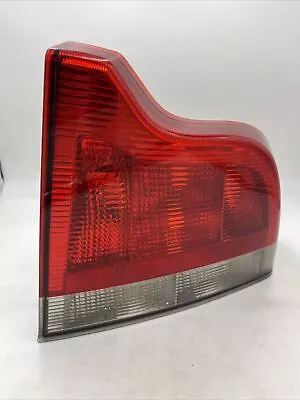 2001-04 Volvo S60 Sedan Rh Right/ Passenger Side Tail Light Assembly 8664080 Oem • $85