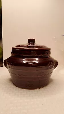 Vintage Marcrest  Daisy Dot Brown Stoneware  USA  Bean Pot With Lid  Good... • $20